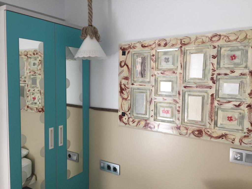 Hostal Boutique Luna De Gavin 库列拉 外观 照片