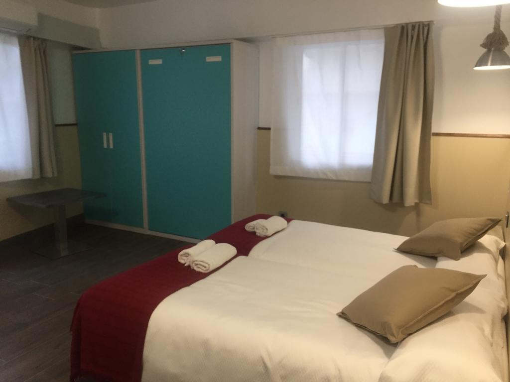 Hostal Boutique Luna De Gavin 库列拉 外观 照片
