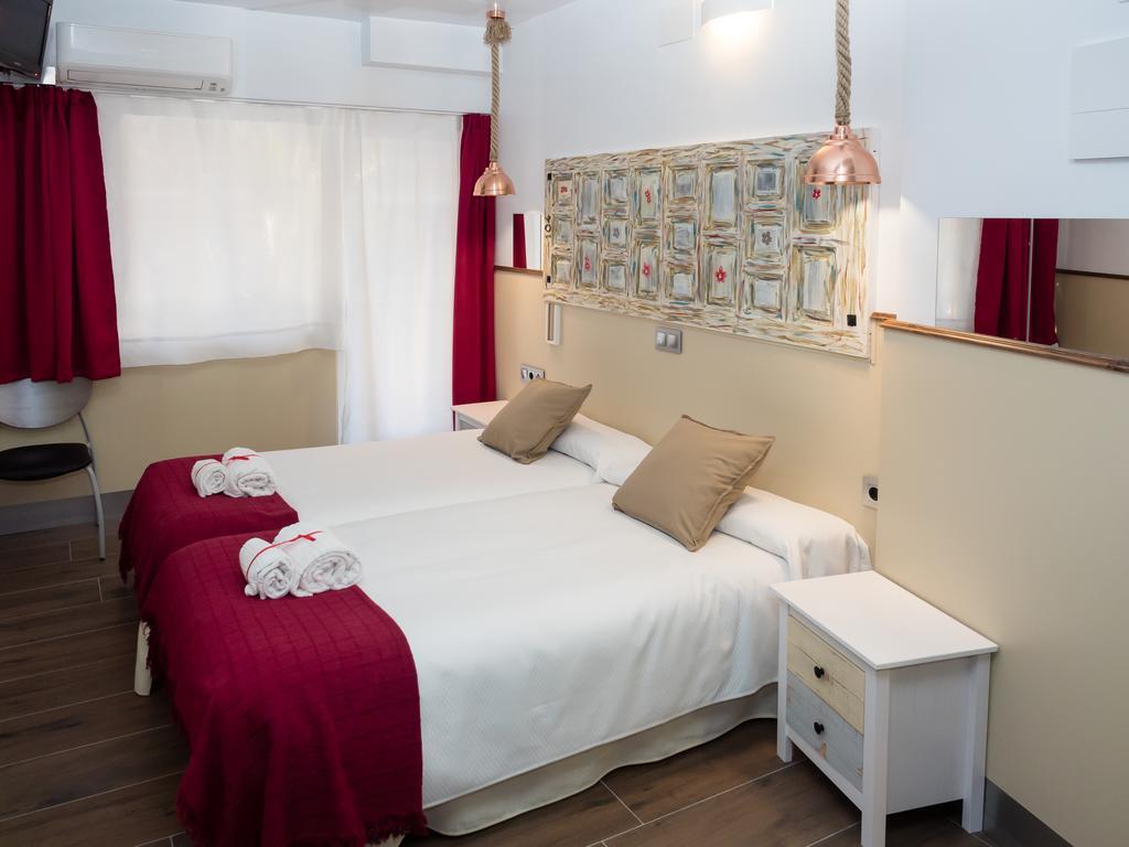 Hostal Boutique Luna De Gavin 库列拉 外观 照片