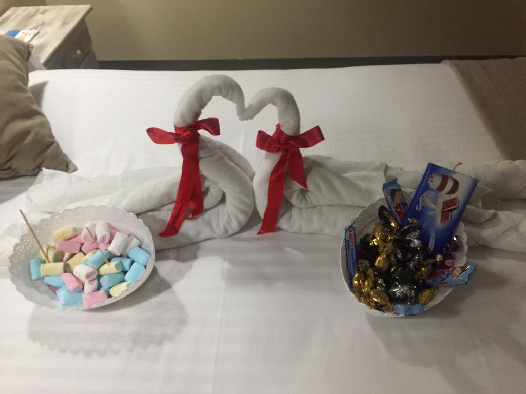 Hostal Boutique Luna De Gavin 库列拉 外观 照片