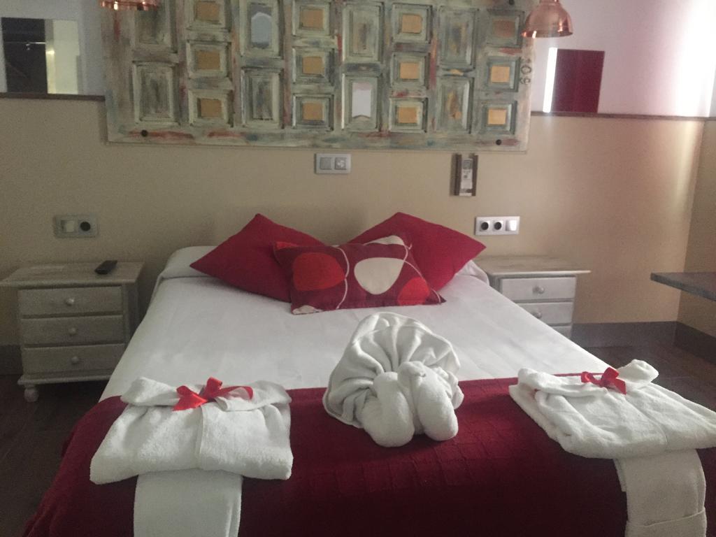 Hostal Boutique Luna De Gavin 库列拉 外观 照片