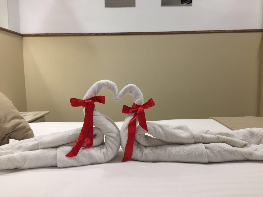 Hostal Boutique Luna De Gavin 库列拉 外观 照片