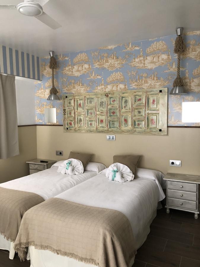 Hostal Boutique Luna De Gavin 库列拉 外观 照片