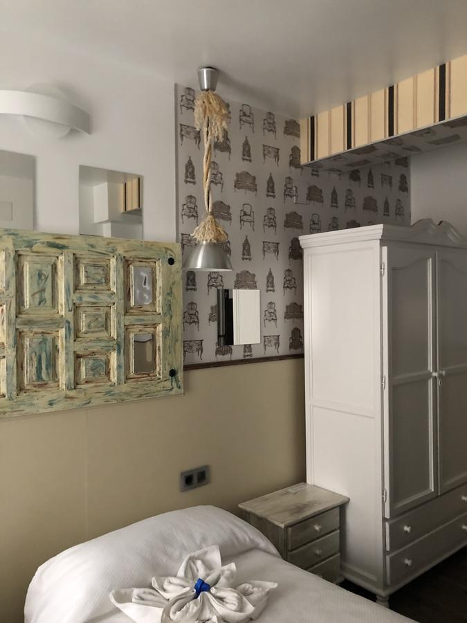 Hostal Boutique Luna De Gavin 库列拉 外观 照片